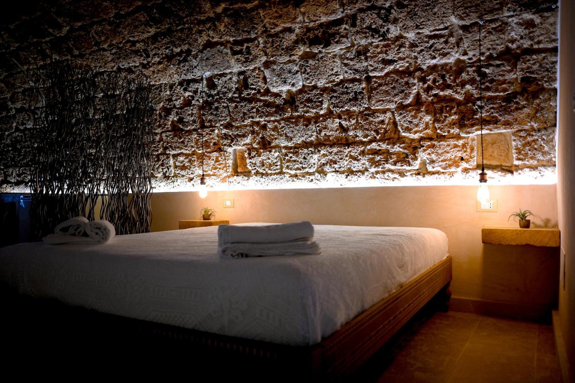 La Grotta, Luxury Suite & Spa Noto Eksteriør bilde